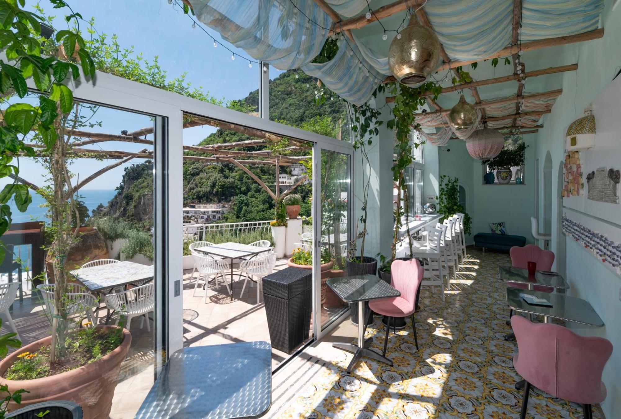 Hostel Brikette Позитано Экстерьер фото